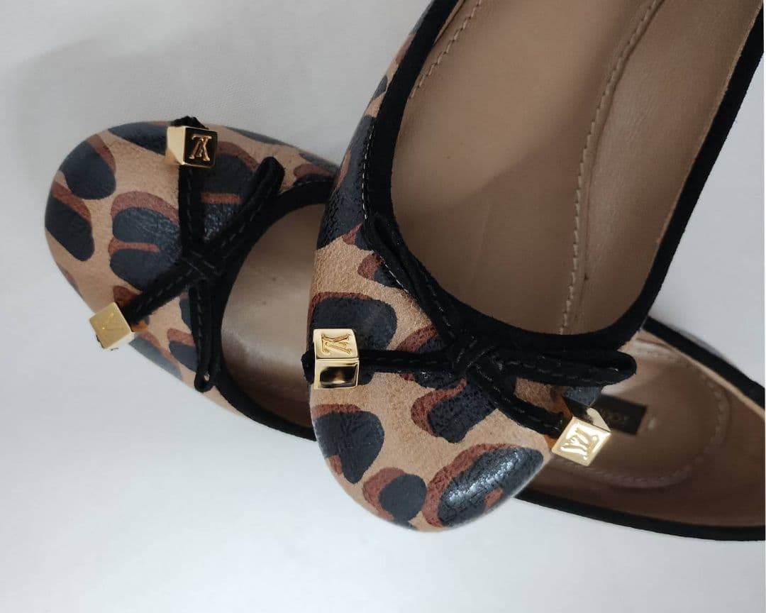 Louis Vuitton レオパード柄 バレエシューズ