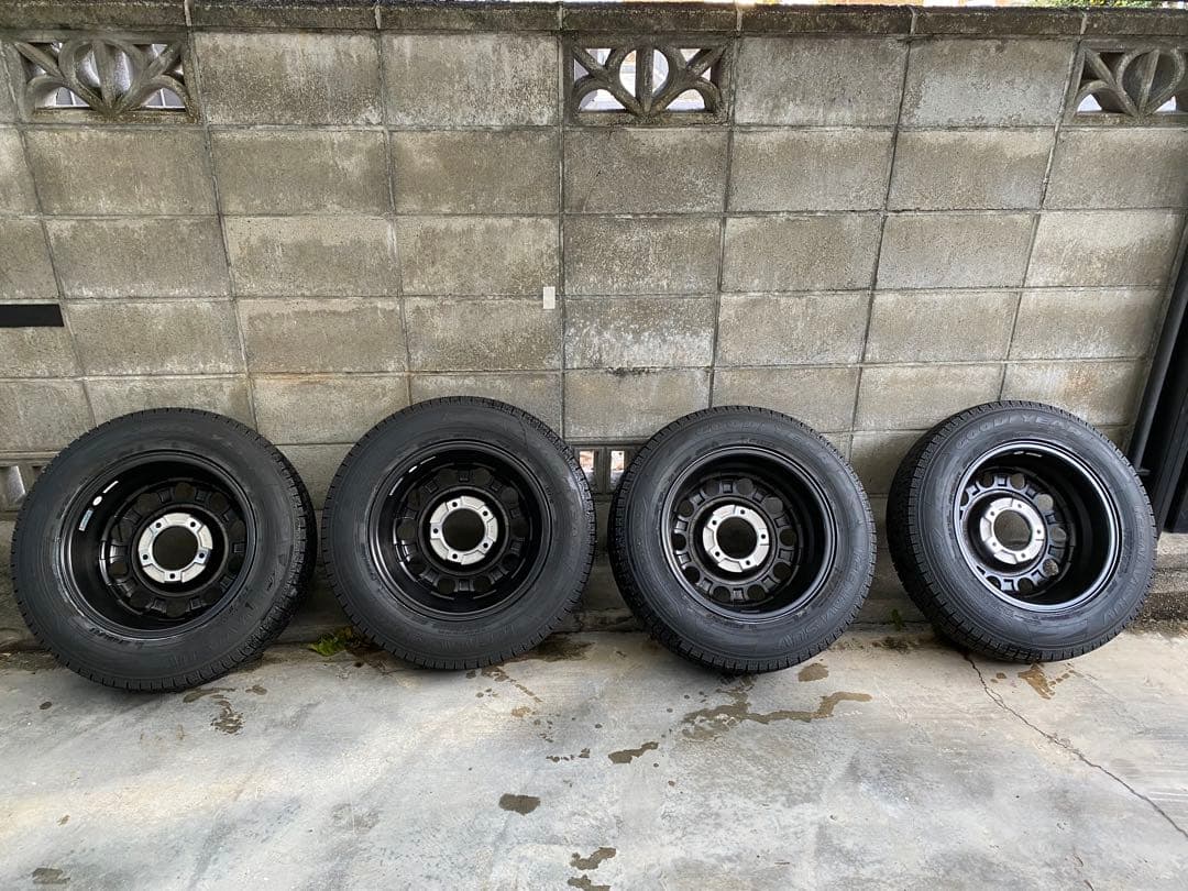 「引取り限定」ジムニー用スタッドレスタイヤ+アルミホイール4本セット(新品同様)