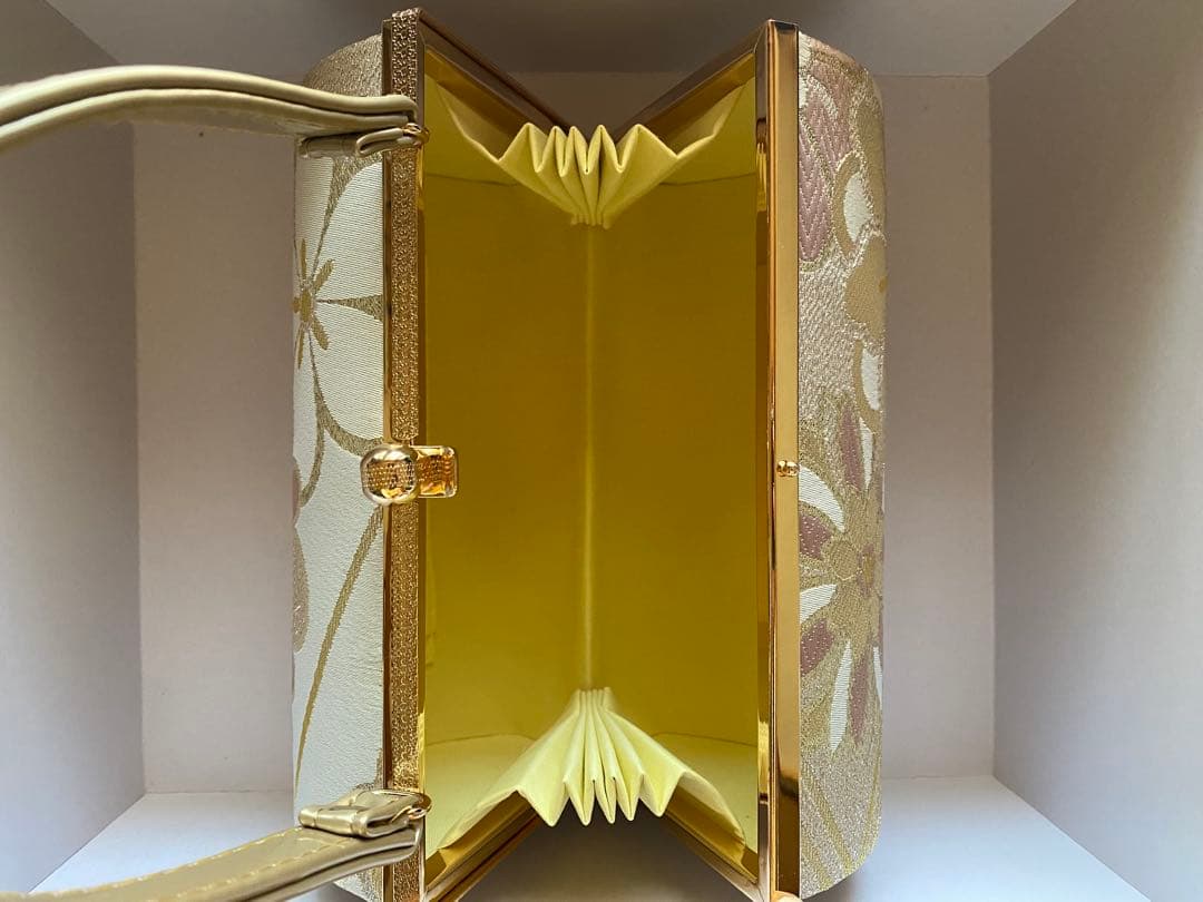 草履 バッグ 髪飾りセット　成人式　振袖　着物