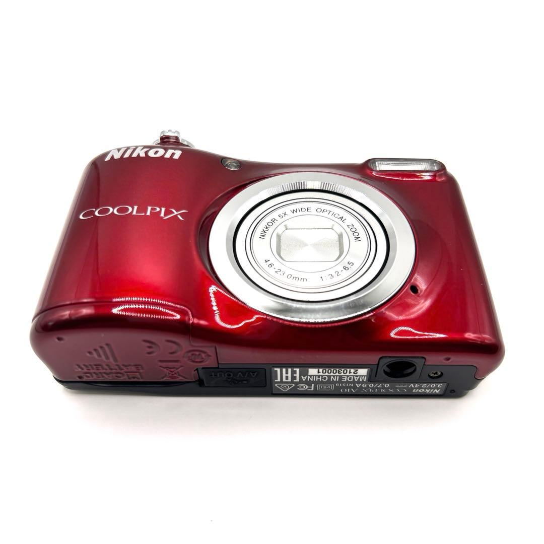 超美品　Nikon COOLPIX A10 レッド　デジタルカメラ