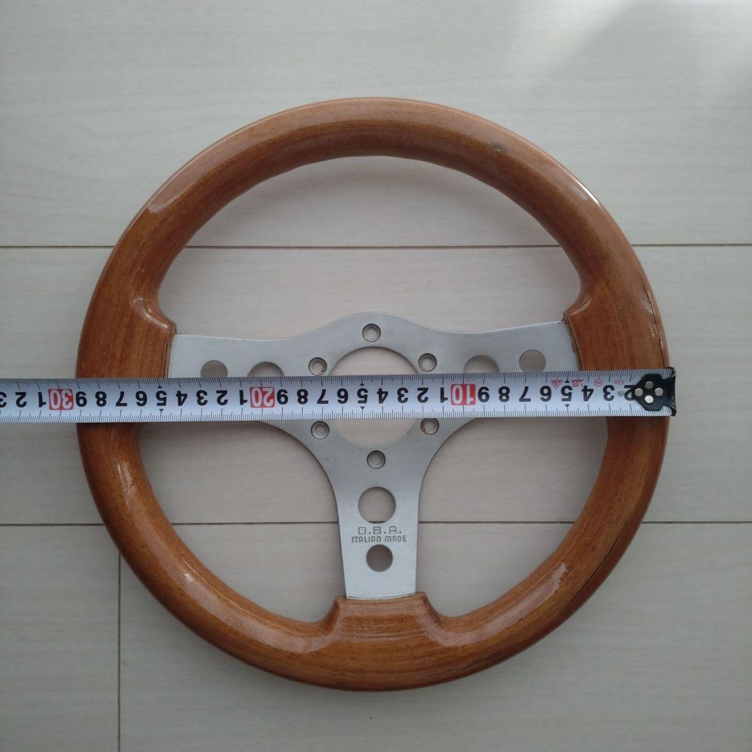 O.B.A. ウッドステアリングホイール 300mm