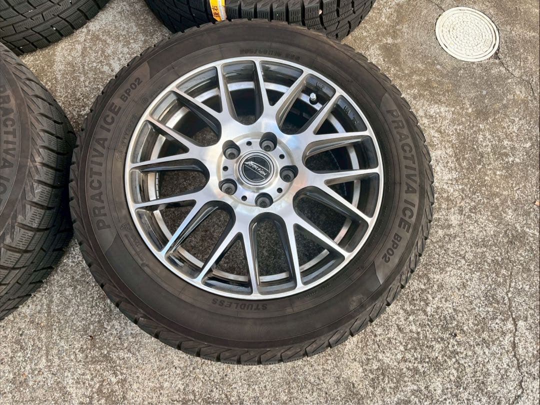 ⑤ PRACTIVA ICE BP02 205/60R16 92Q