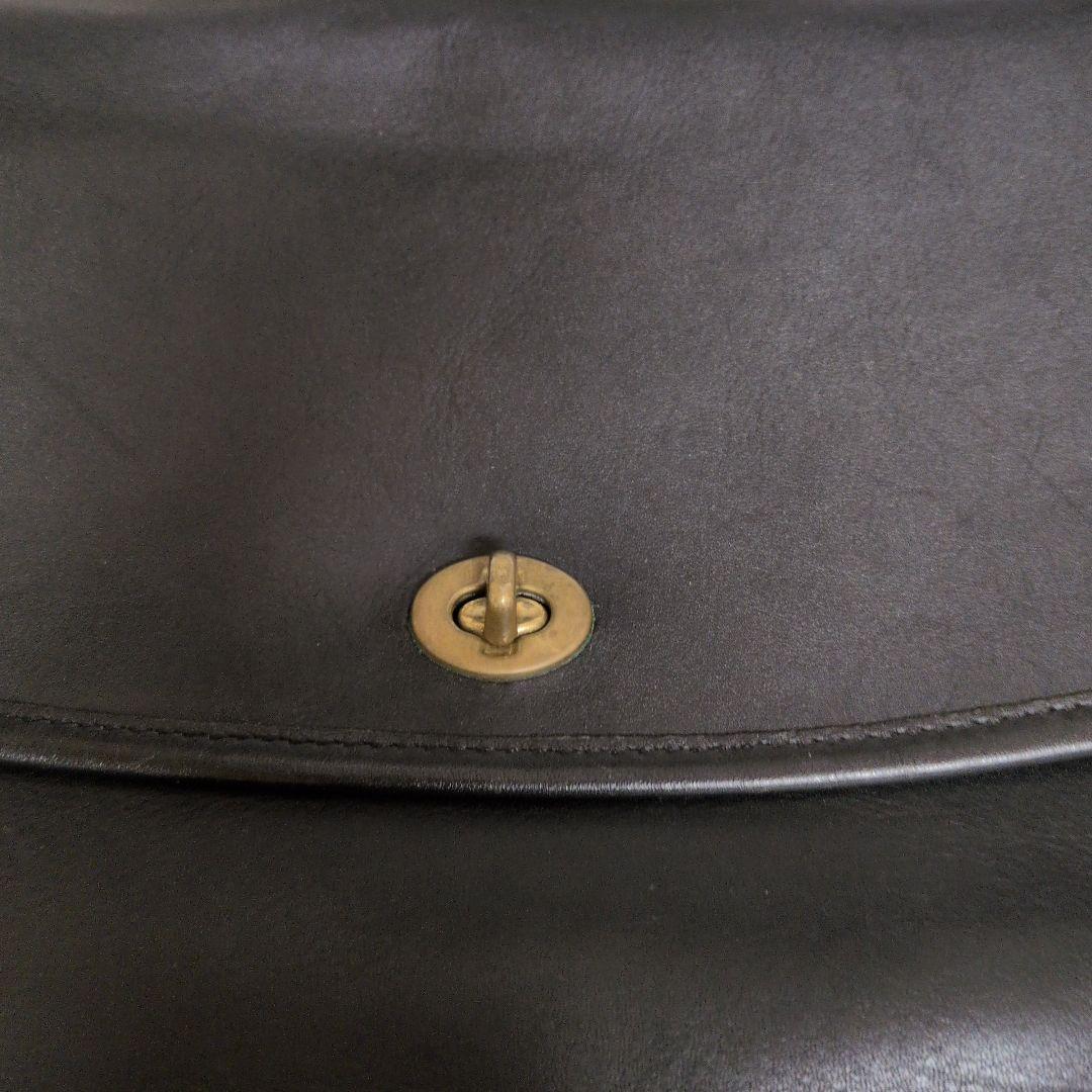coach ターンロック　ショルダーバッグ　ブラック　レザー