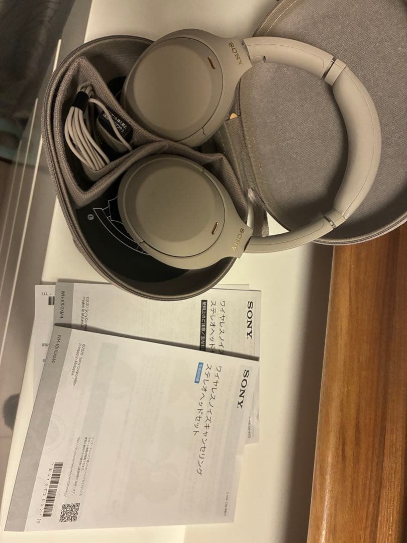 SONY WH-1000XM4 ワイヤレスヘッドホン グレー ゆゆゆ