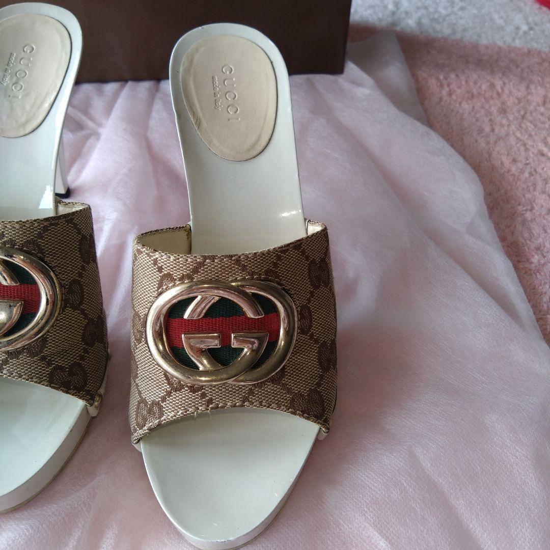 美品✨可愛いデザイン✨GUCCI GGパターン ミュール ベージュ　23センチ
