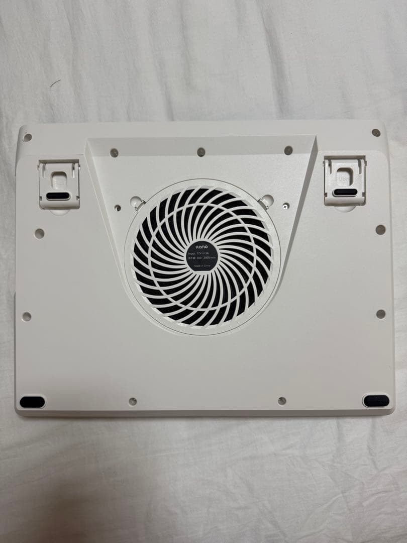 llano ノートパソコン冷却パッド RGBライト 15-19インチ対応