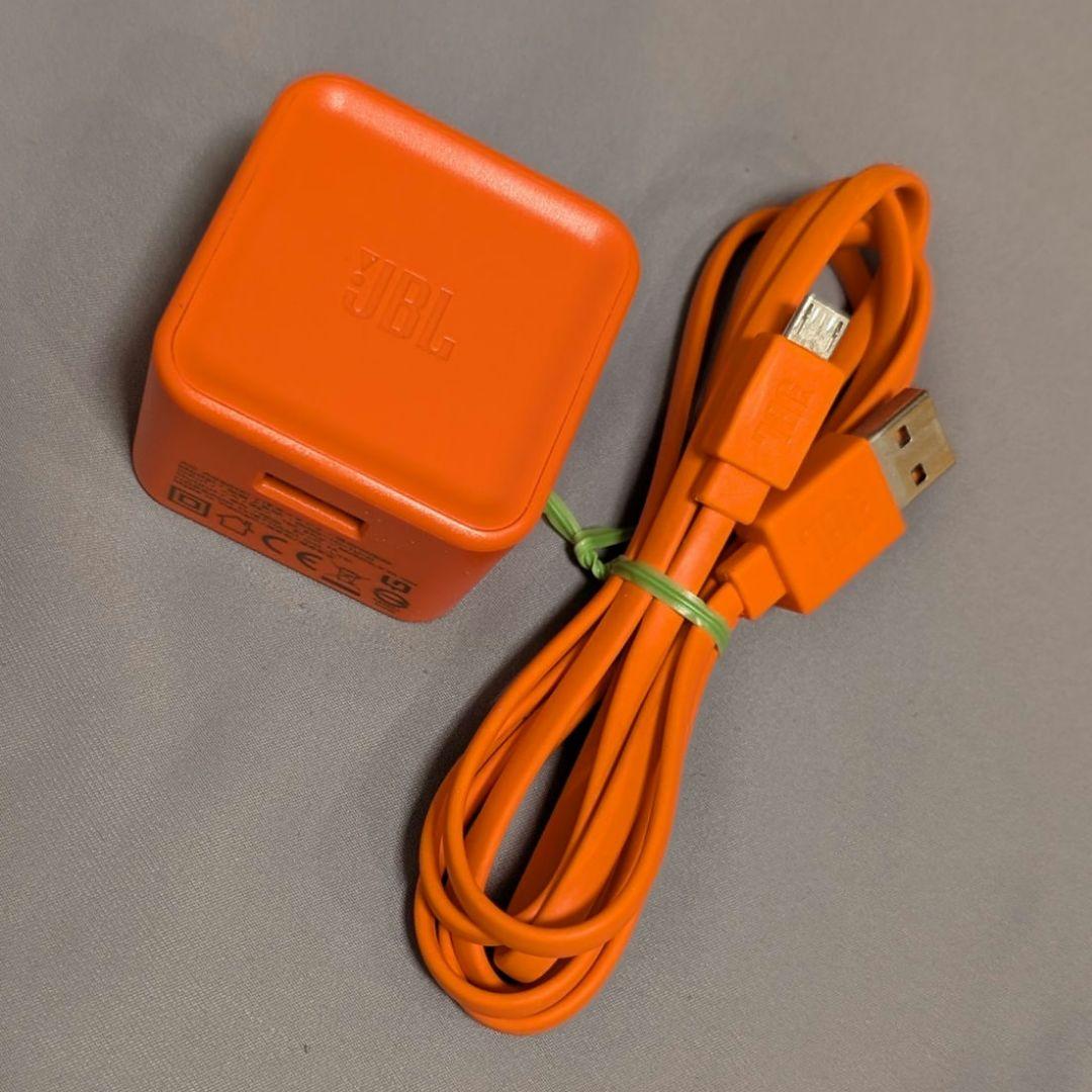 JBL TUNER FM Bluetooth ワイヤレススピーカー