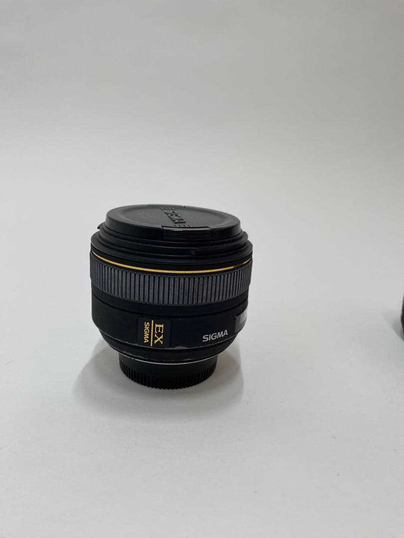 SIGMA 30mm F1.4 単焦点レンズ