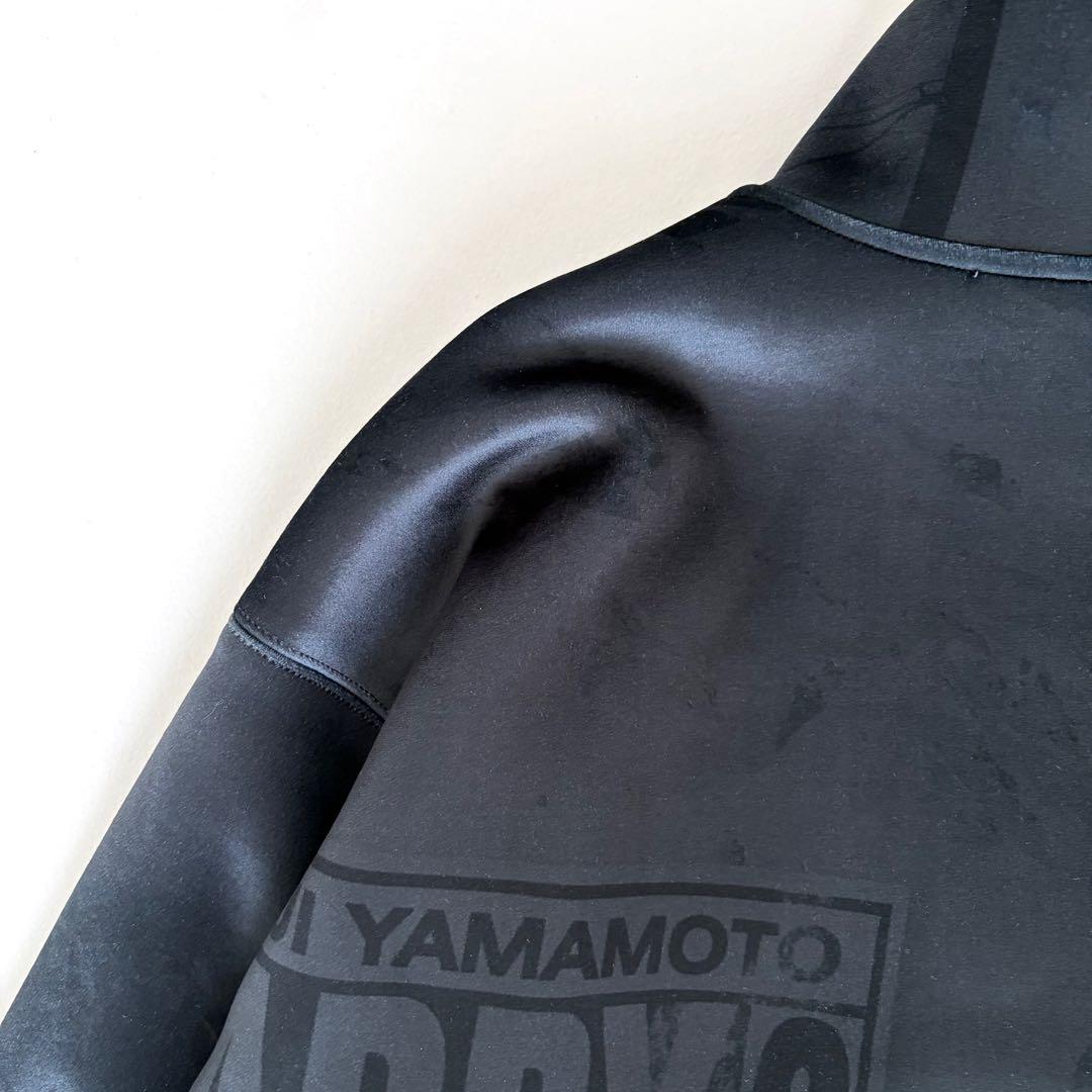 Y-3 VELVET SPACER ZINE ハーフジップ グラフィック