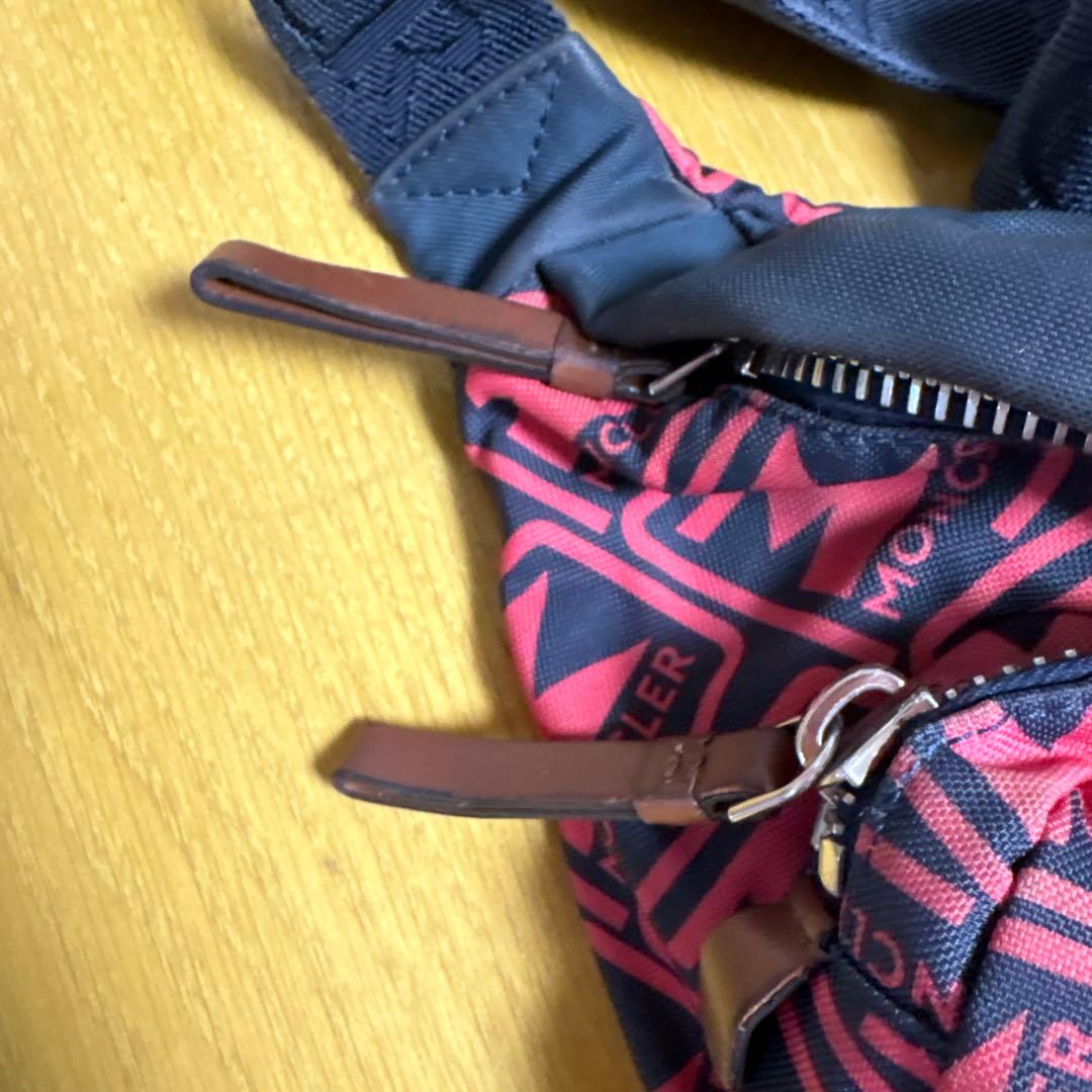MONCLER ボディバッグ・ウエストポーチ レッド・ブラック