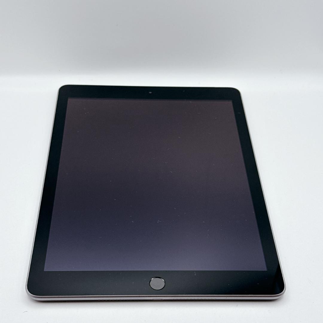 【美品】iPad (第5世代) 128GB Wi-Fiモデル スペースグレイ