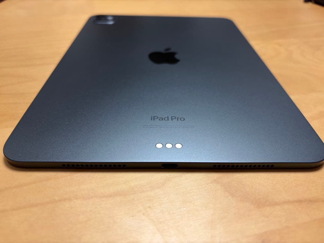 iPad Pro M4 11インチ 256GB Smart Folio付き