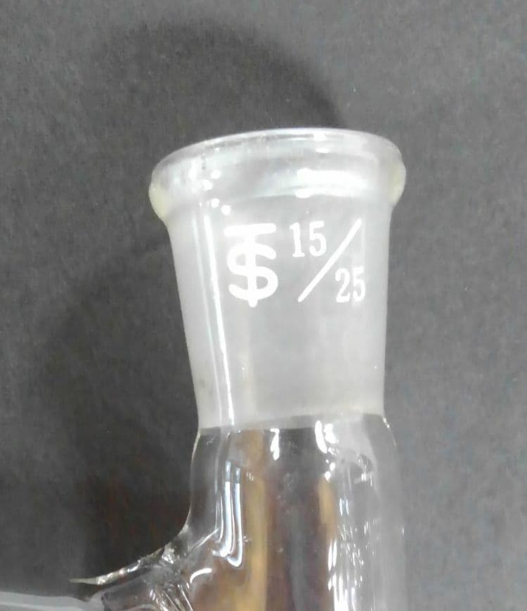 理科実験器具　精油定量装置