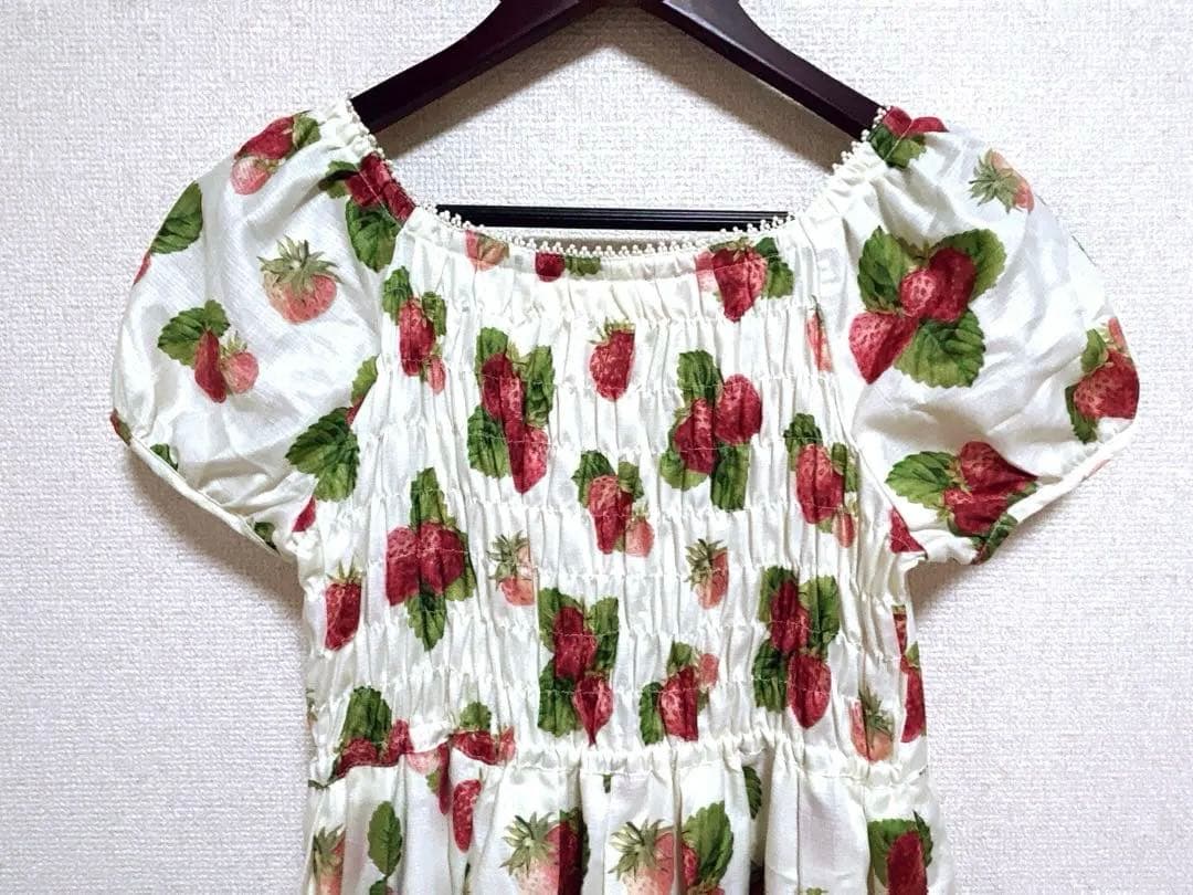 【未使用】ルルゲッタ Sweet Strawberry いちご柄 半袖ワンピース