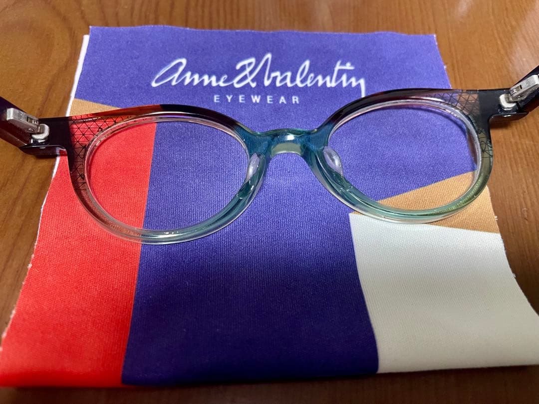 Anne et Valentin(アンバレンタイン) KOLOR コロール