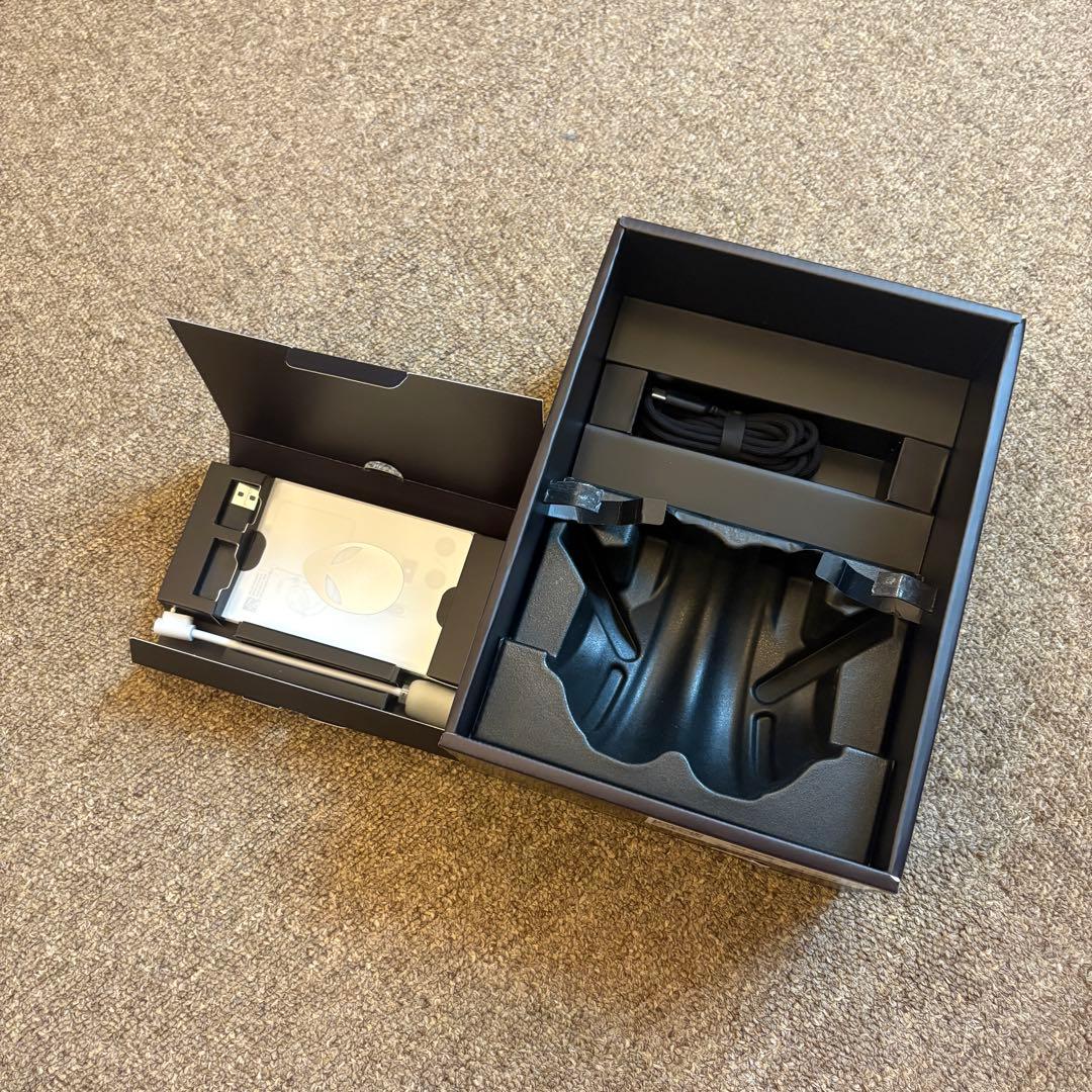 ヘッドホン ALIENWARE PRO WIRELESS GAMING HEADSET