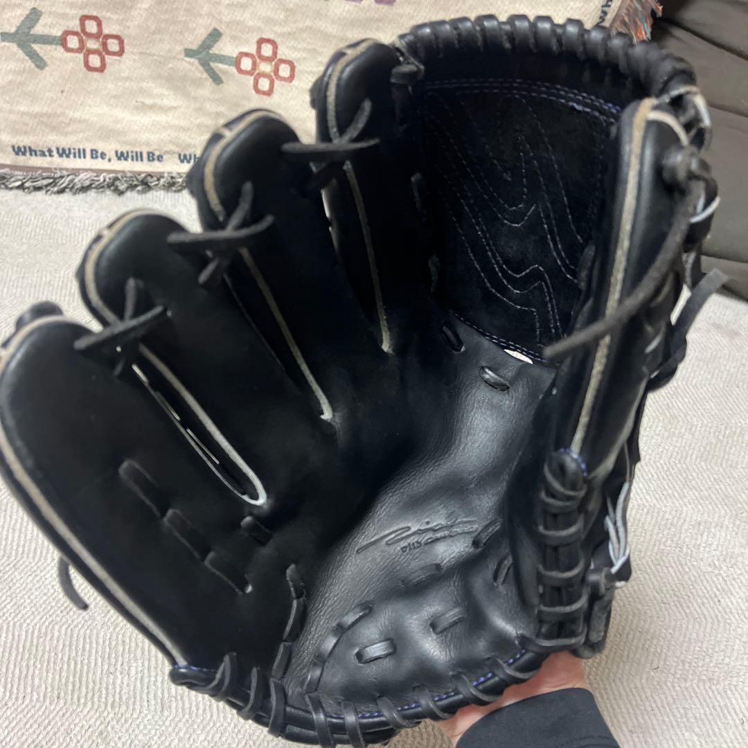 硬式野球グローブ 黒 投手 グラブ