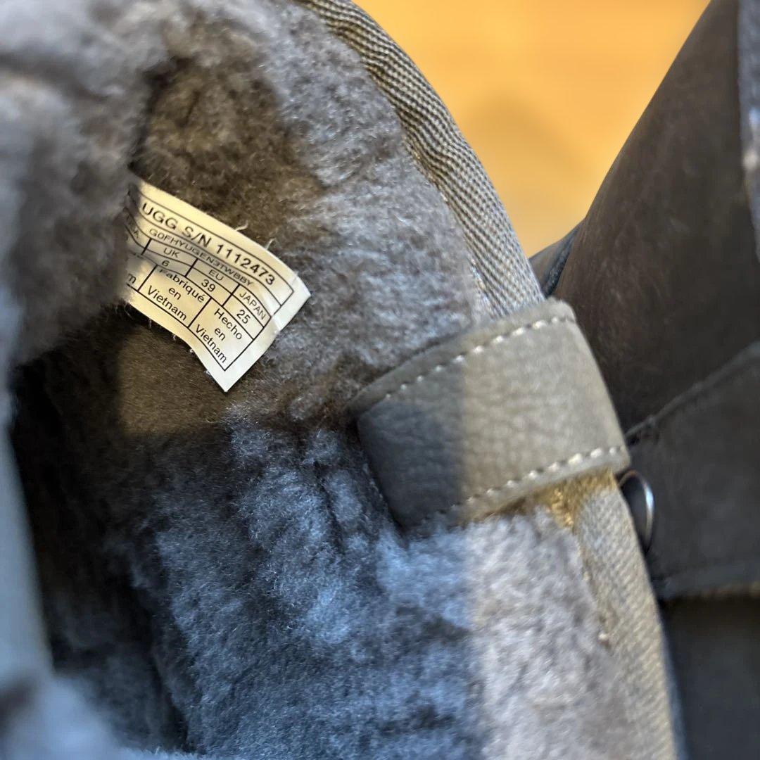 UGG W CLASSIC WEATHER MINI グレー　ブーツ　防水