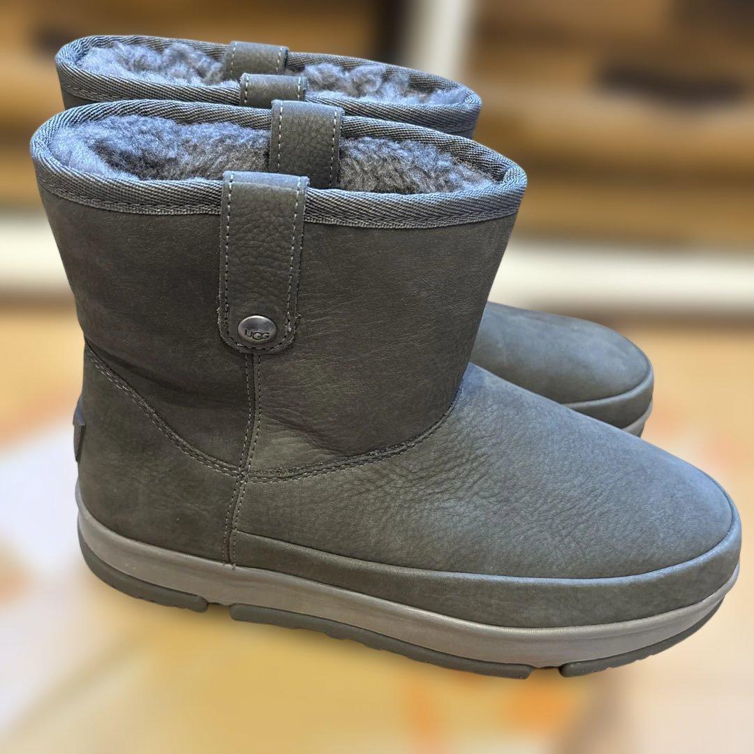 UGG W CLASSIC WEATHER MINI グレー　ブーツ　防水
