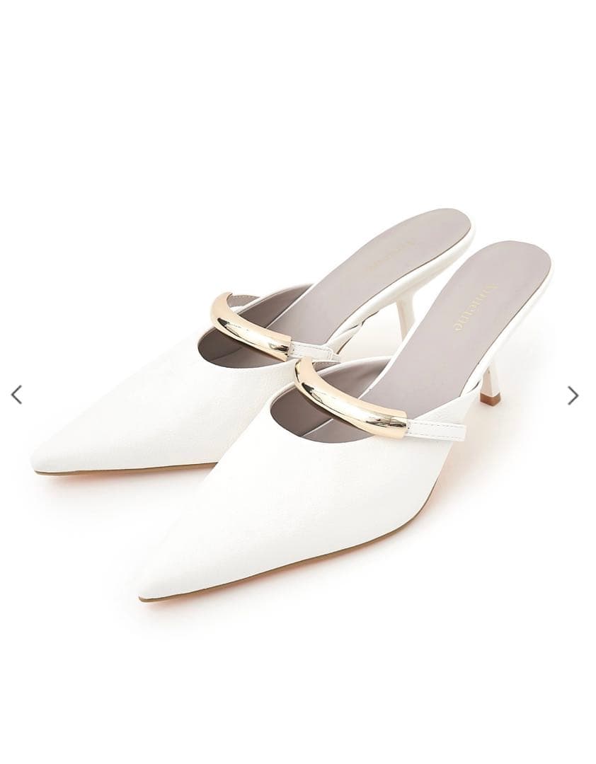 【完売品】Aimeine (エメイン)ゴールドモチーフポインテッドミュール(M)