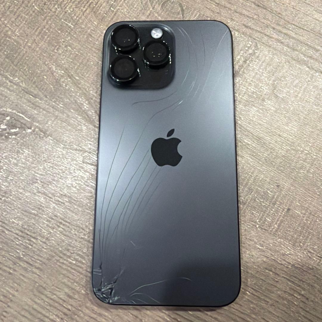 iPhone 15 Pro max 256GB 箱・充電ケーブル付き