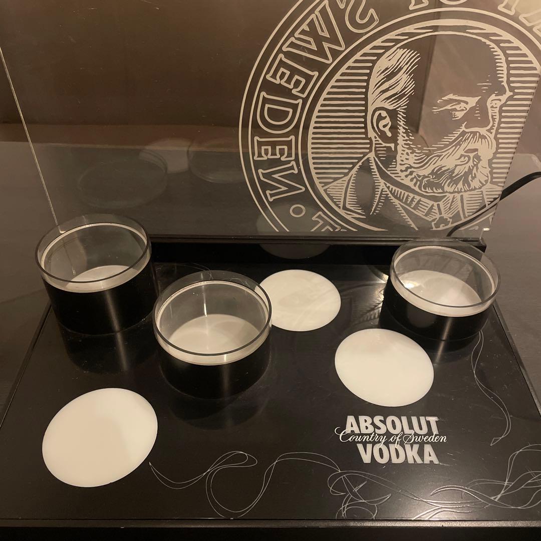 アブソルートウォッカボトルディスプレイ