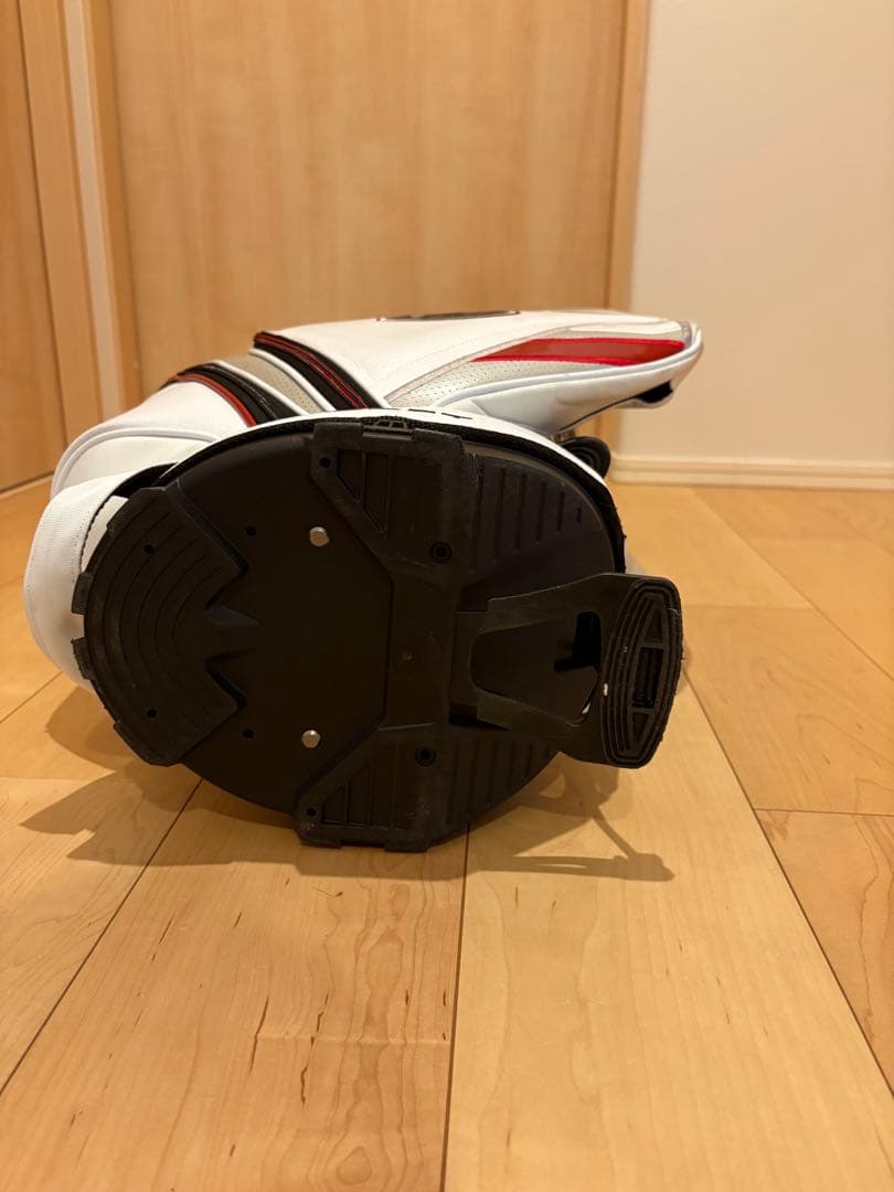 Callaway Rogue キャディバッグ ホワイト