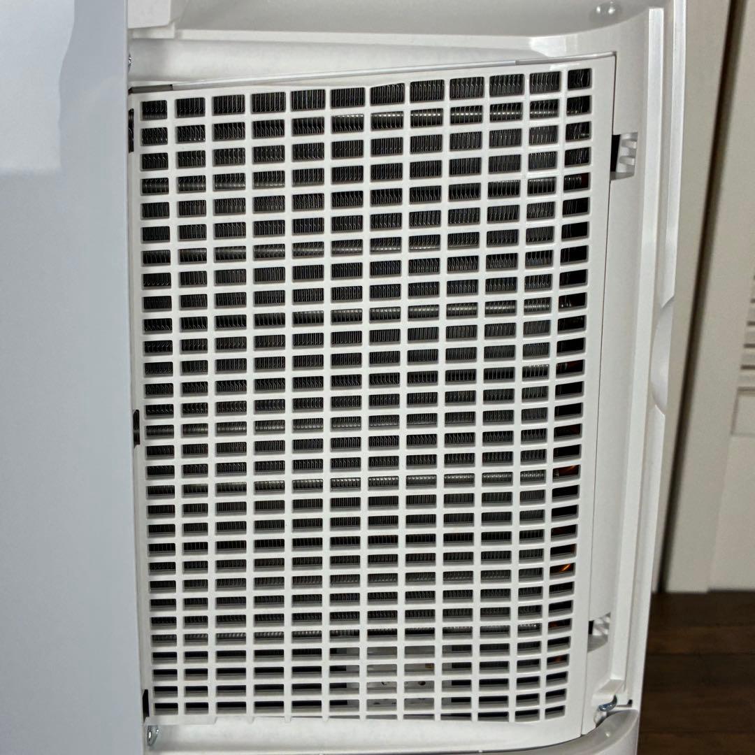 【美品】SHARP 冷風・衣類乾燥除湿機　CM-T100-W 2025年製