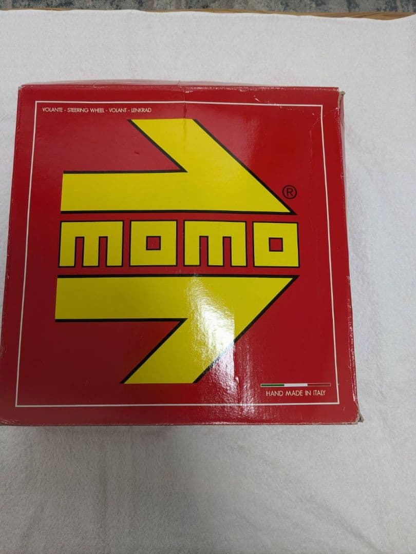 【値下】MOMO ステアリング ドリフティング 33Φ