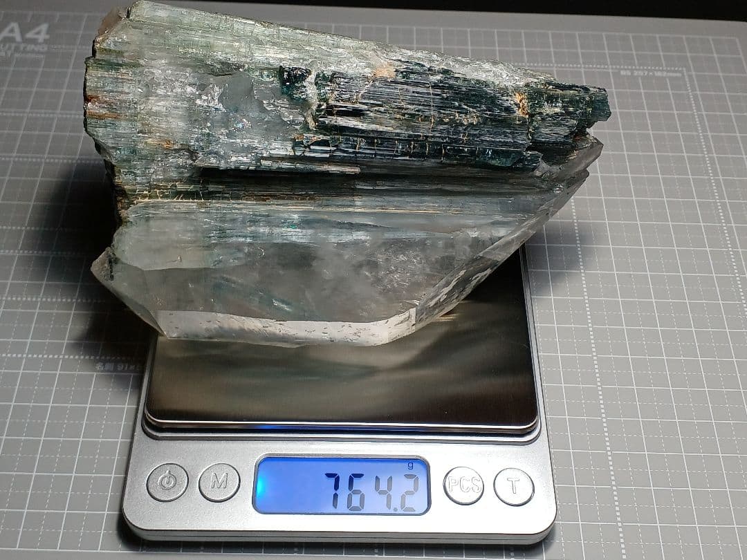 インディゴライト　トルマリン　水晶 原石　鉱物標本