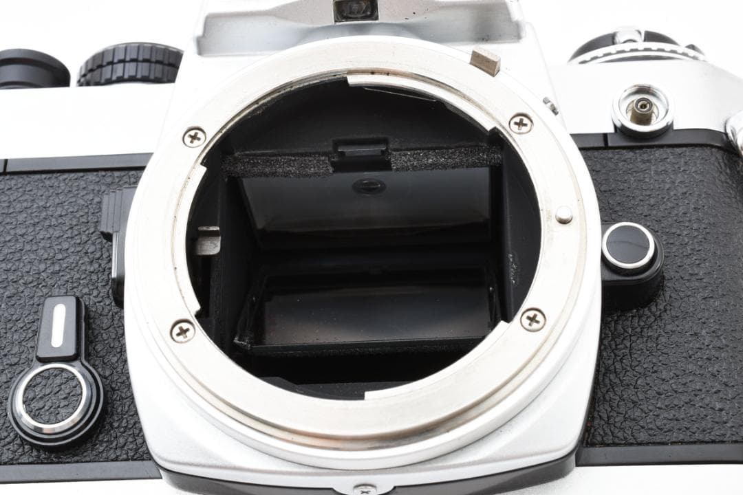 ★モルト貼り替え済・超美品★ ニコン Nikon FE ボディ #16284