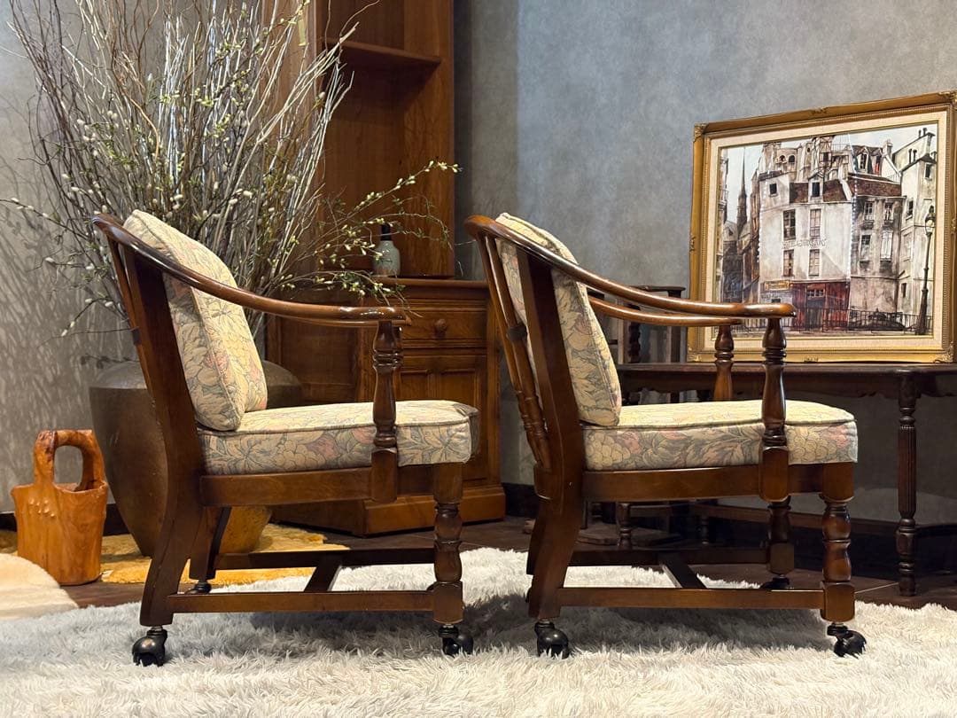 ②karimoku カリモク　アームチェア　ダイニングチェア　キャスター付　nZ