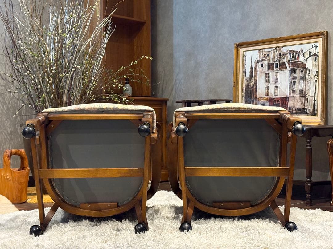 ②karimoku カリモク　アームチェア　ダイニングチェア　キャスター付　nZ