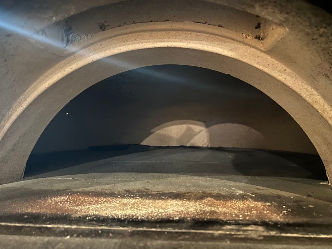 【さらに値下げ】IGA ガス式溶岩石ピザ窯 エレガンザ120単相10…