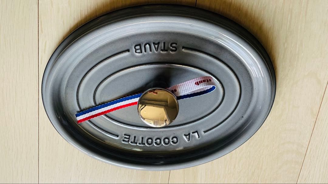 ストウブ　グレー　オーバル23cm