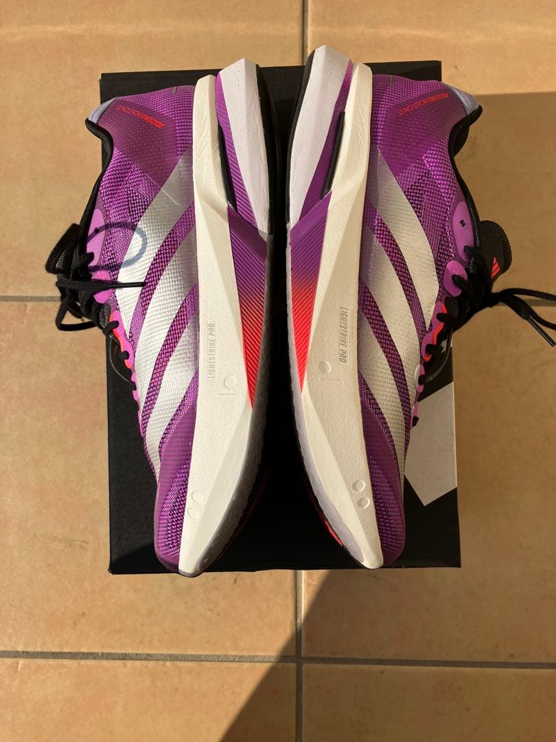 1/28まで アディゼロ ボストン13