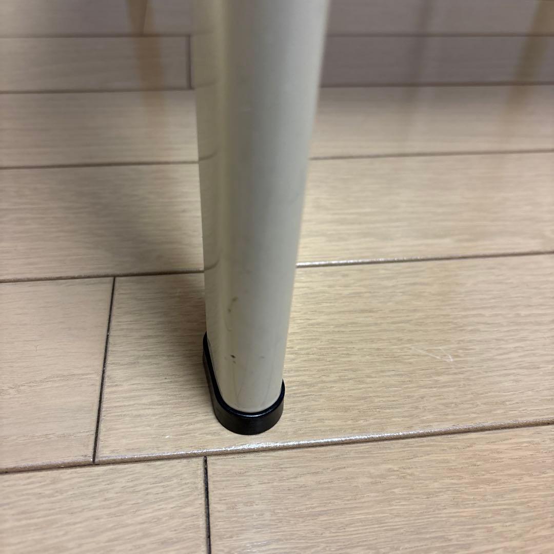 Vitra Prouvé Collection デスクチェア　白