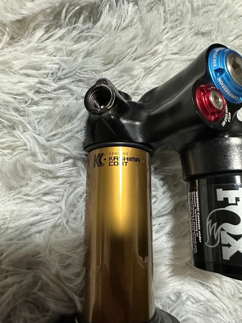 Fox Float X2 Factory 205×60 2023年モデル