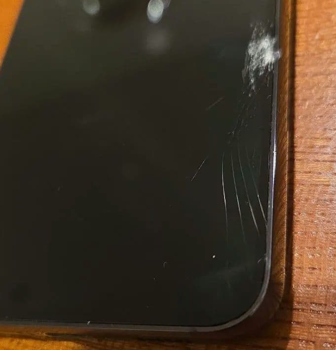 Galaxy S23 画面割れ・動作問題なし