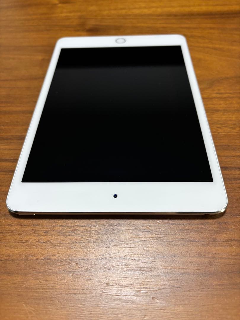 iPad mini 4 Wi-Fi 128GB シルバー 純正ケーブル付