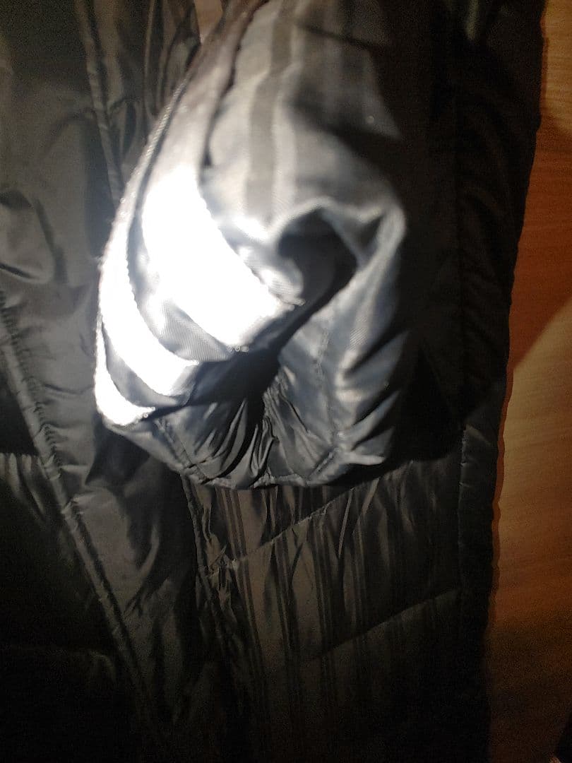 adidas　ダウンコート　XOサイズ ブラック×シルバーライン