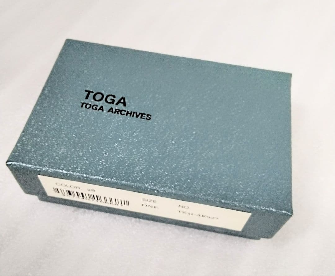 TOGA 新品未使用タグ付メタル　チェーン　ループタイ