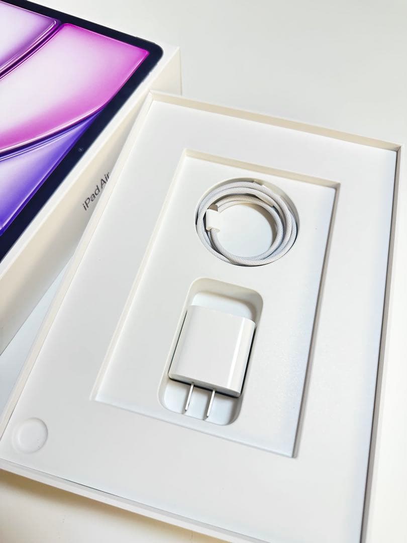 【早い者勝ち】11インチiPad Air (Wi-Fi,256GB) (M2)