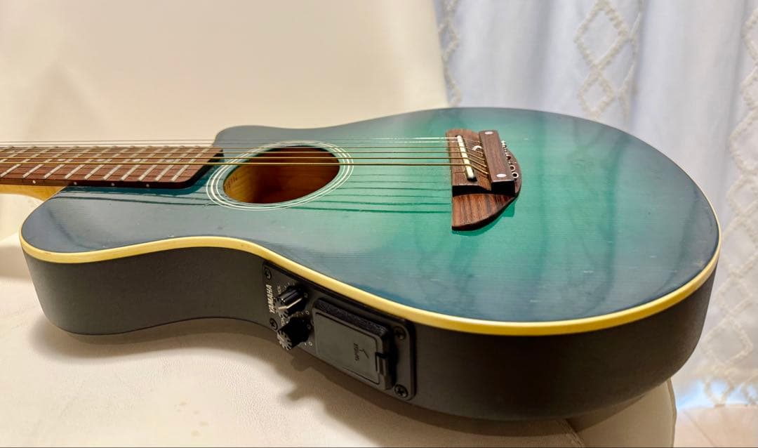 YAMAHA ヤマハ　アコースティックギター　APXTーⅠA グリーン