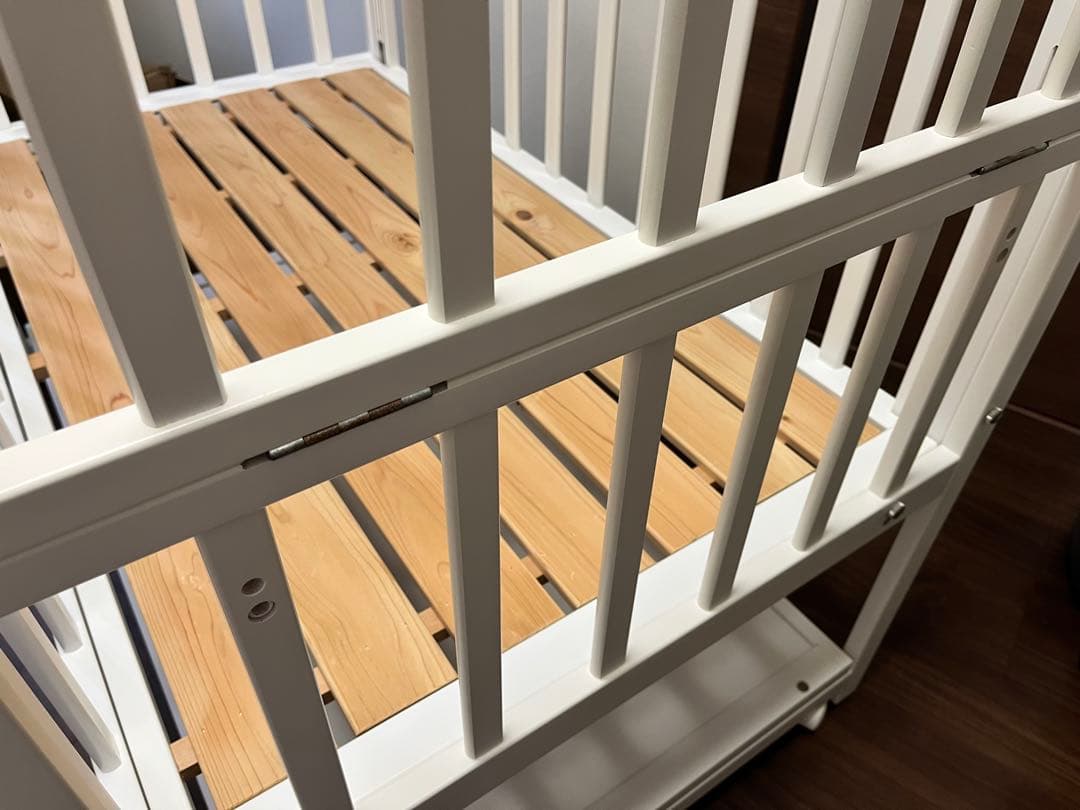 ヤマサキ　 ベビーベッド ハイタイプ　標準サイズ ツーオープン　ホワイト