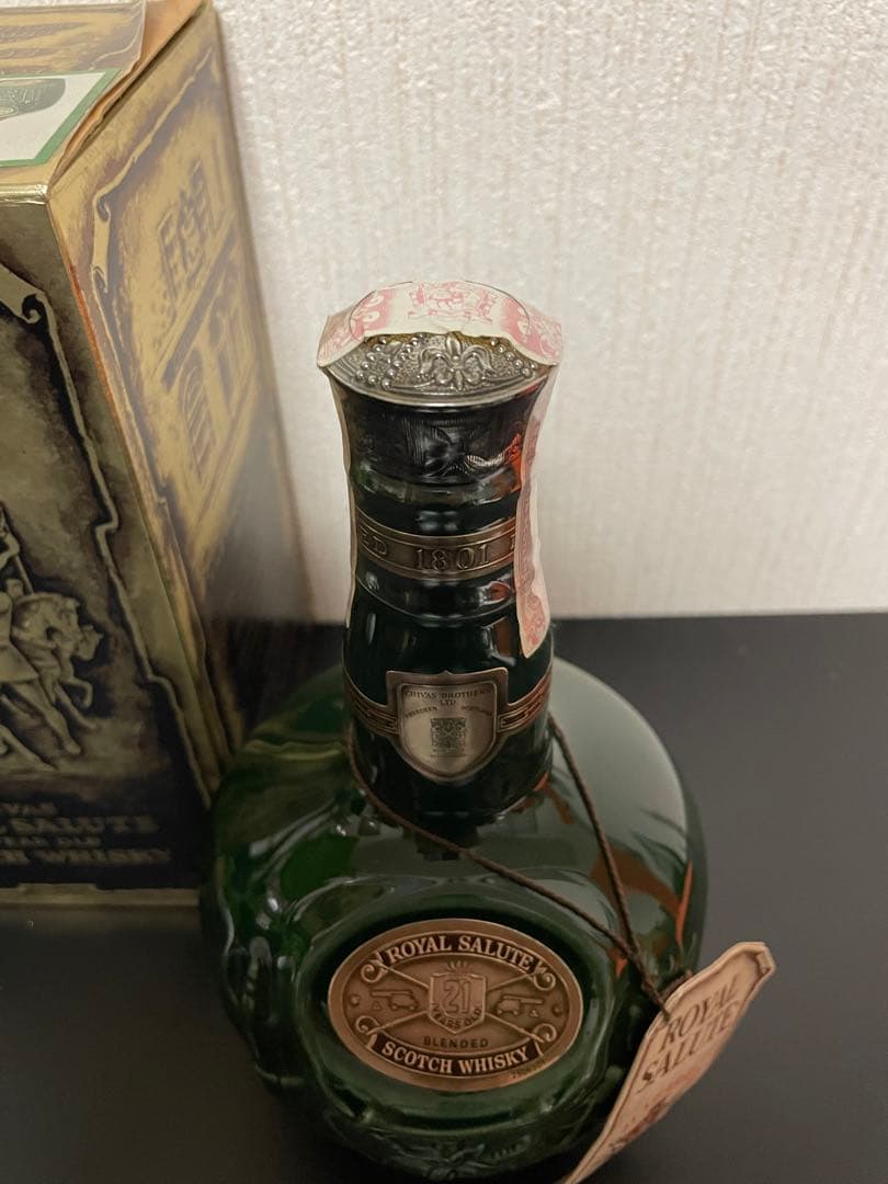 【未開封】　 SALUTE 21 YEAR OLD