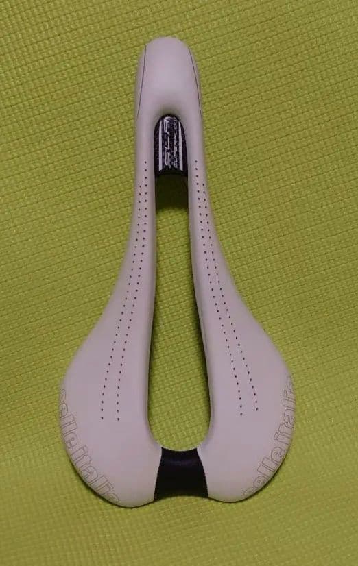 Selle Italia SLR Superflow 145mm サドル