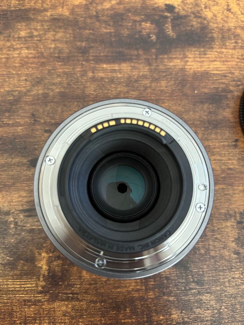 Canon RF 50mm f1.8 STM レンズ