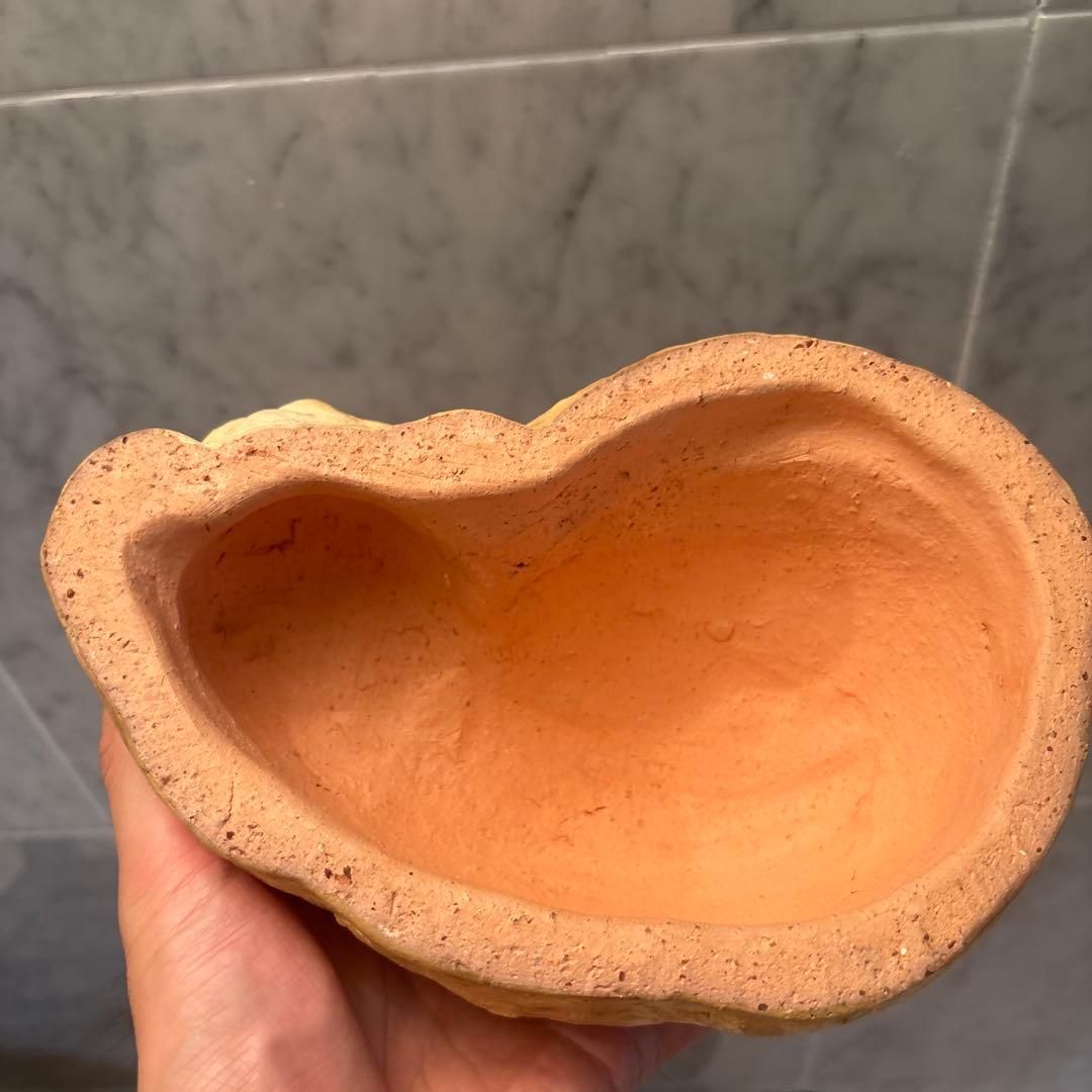 ヴィンテージ　手描きの瞳が美しいジブリ映画に出てきそうな猫の陶器オブジェ