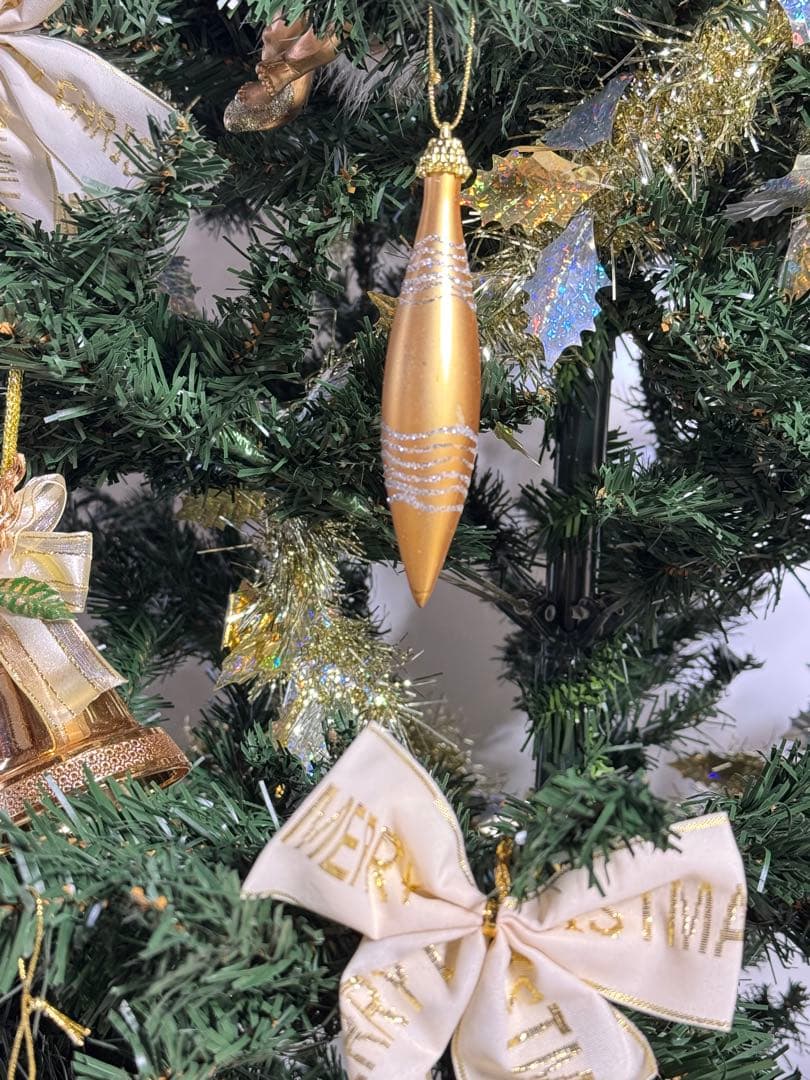 ゴールドのオーナメント　クリスマスツリー 約180cm